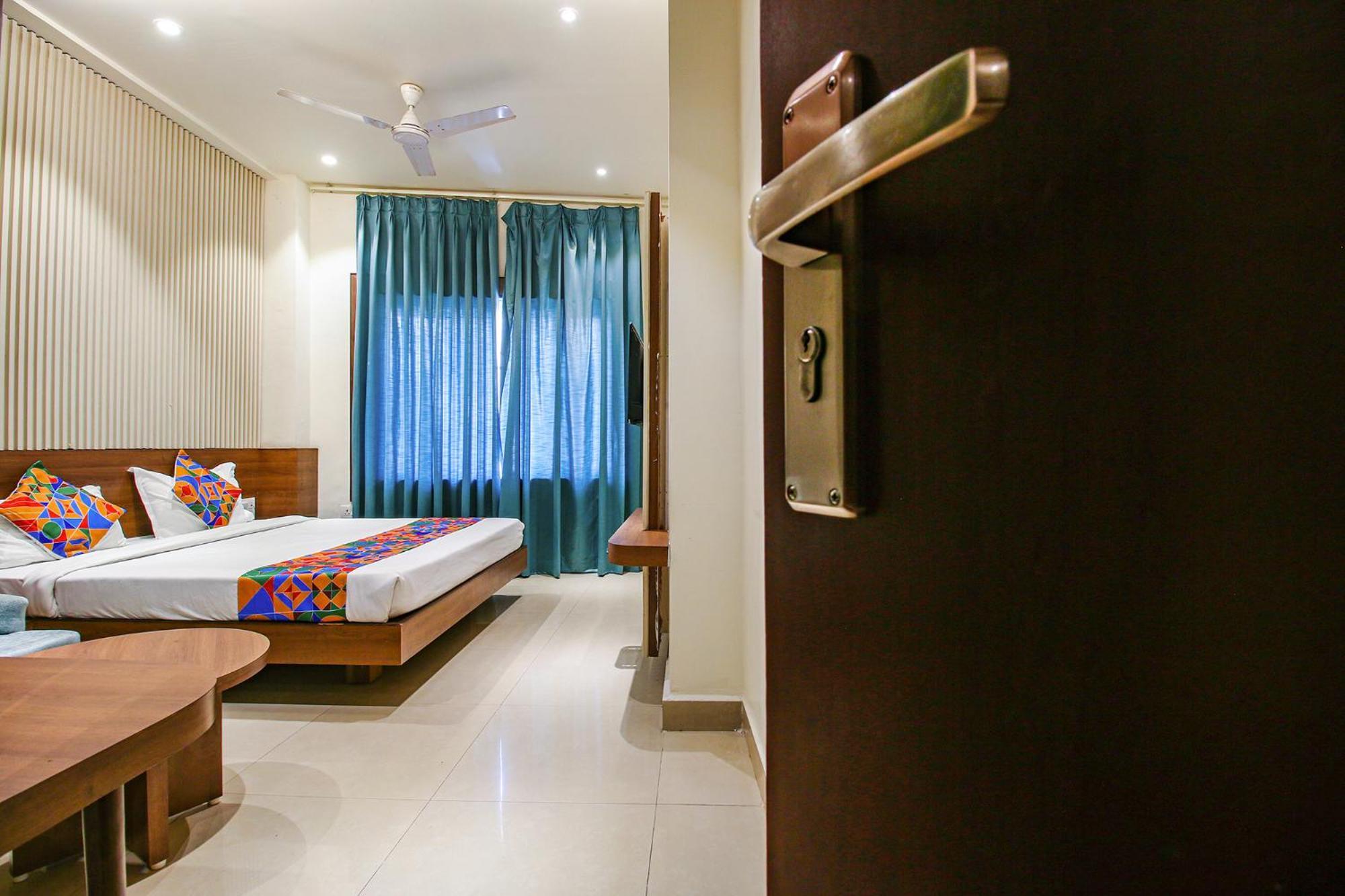 Hotel Royal Palace Bhopal Exterior foto
